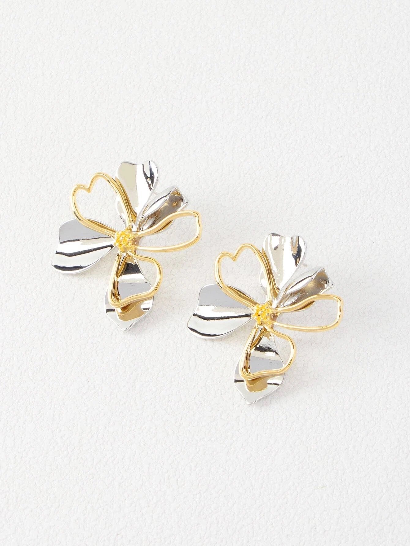 Two Tone Flower Stud Earrings