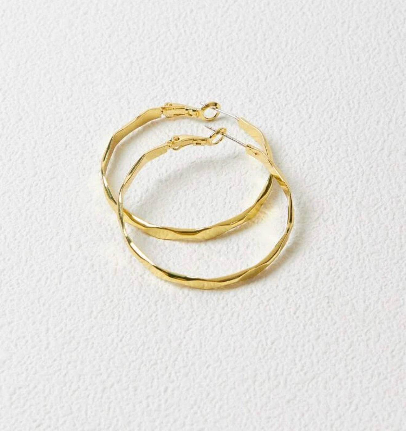 Minimalist Solid Gold Hoop Earrings