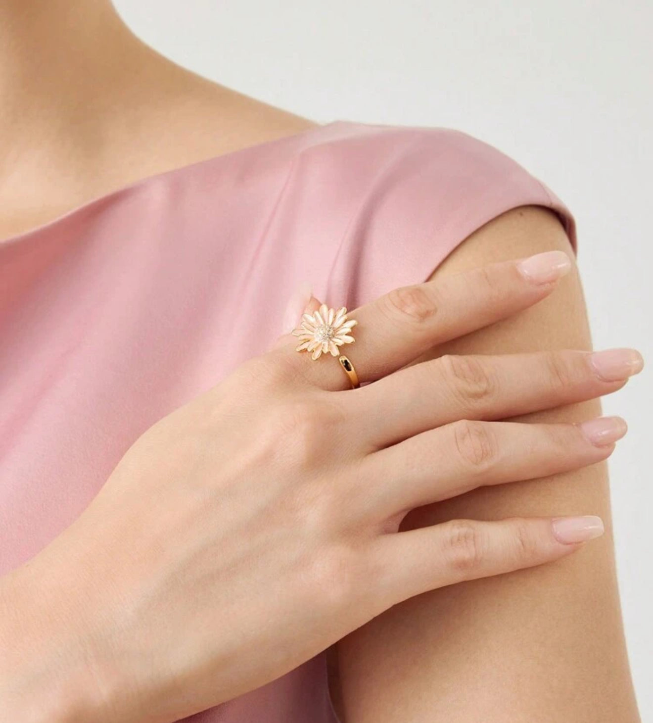 Pink Ombre Flower Ring