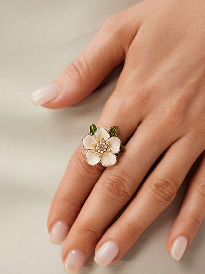 Cream Flower Embellished Ring