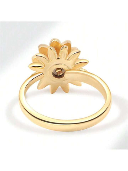 Gold Daisy Spin Ring